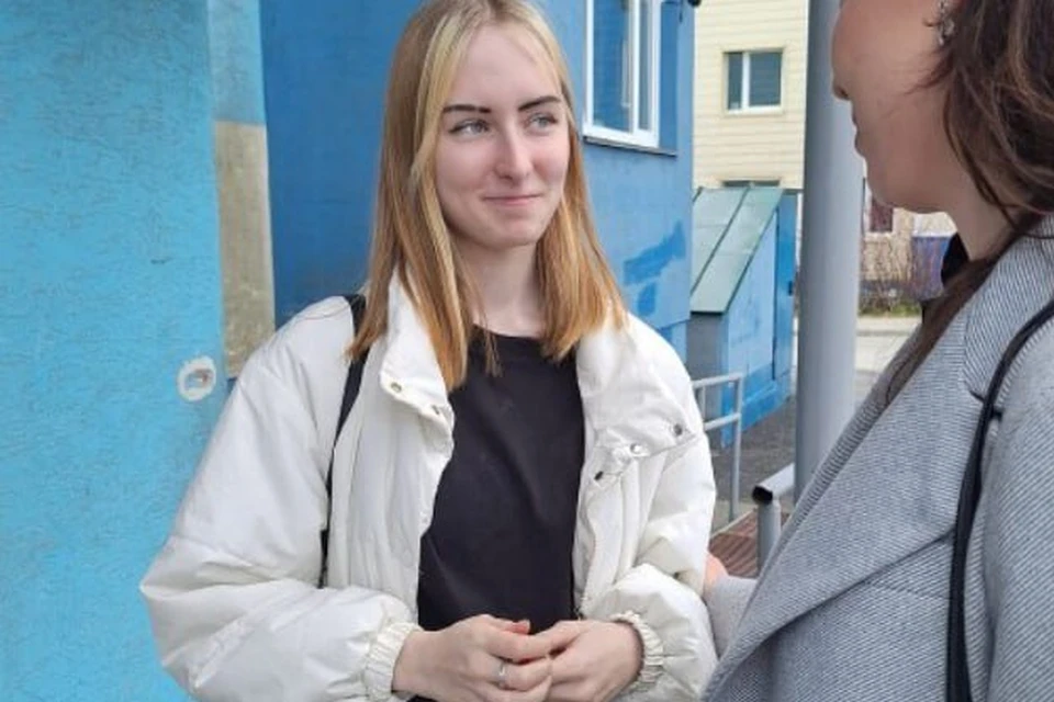 Счастливой обладательницей квартиры стала Виолетта из Долинска. Фото: тгк Александра Тугарева