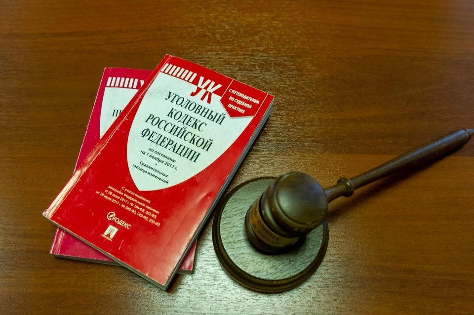 Мужчины оказывали интимные услуги в квартире.