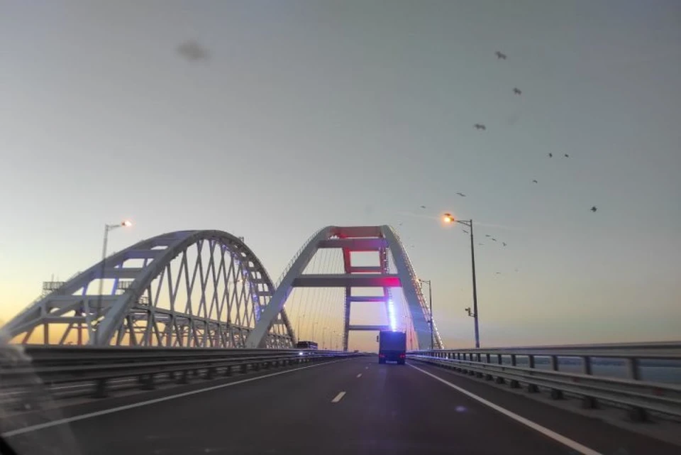Движение автотранспорта было перекрыто в течение часа.