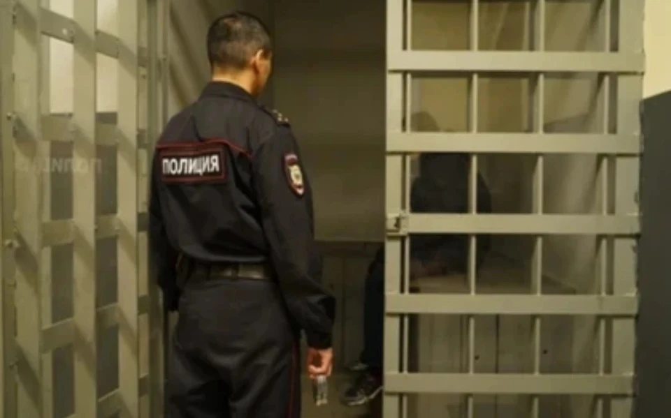 Задержанный угрожал физической расправой