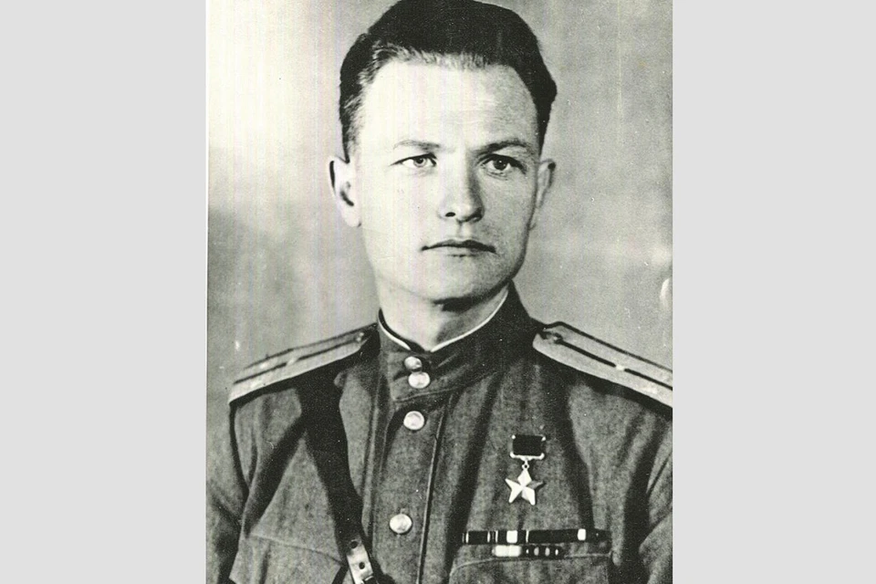 Борис Нарбут.
