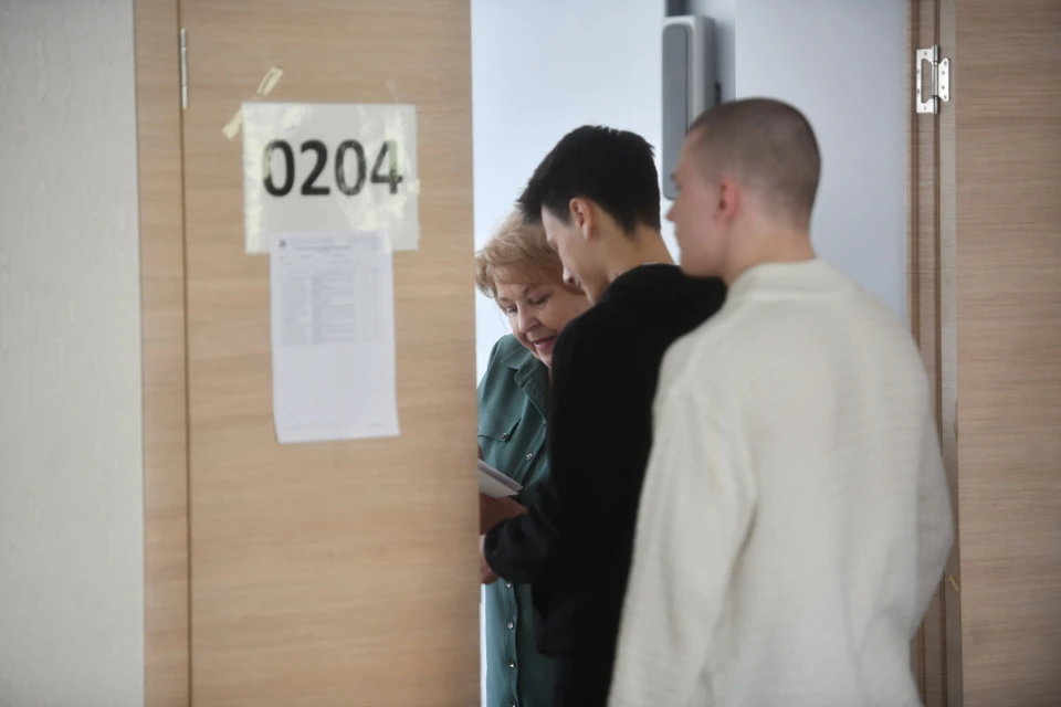 В Иркутской области 13,6 тысячи выпускников готовятся к единому госэкзамену.