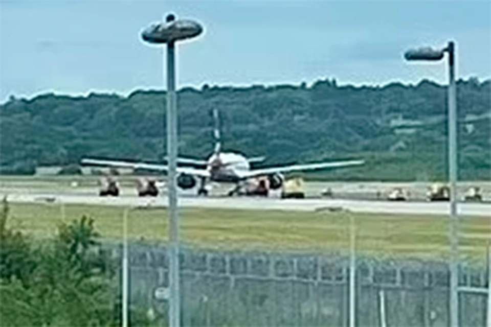 В Британии Boeing 777 загорелся из-за перепутанных пилотом лево и право