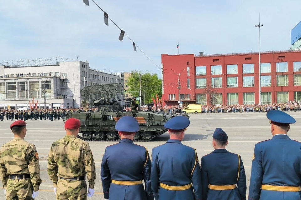 В Новосибирске прошел парад в честь 80-летия Победы.