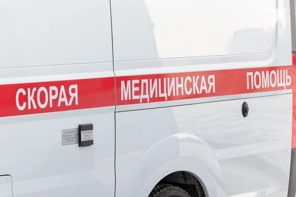 В Дзержинском районе пенсионерка умерла после обрушения на нее перегородки хозпостройки. Фото носит иллюстративный характер.