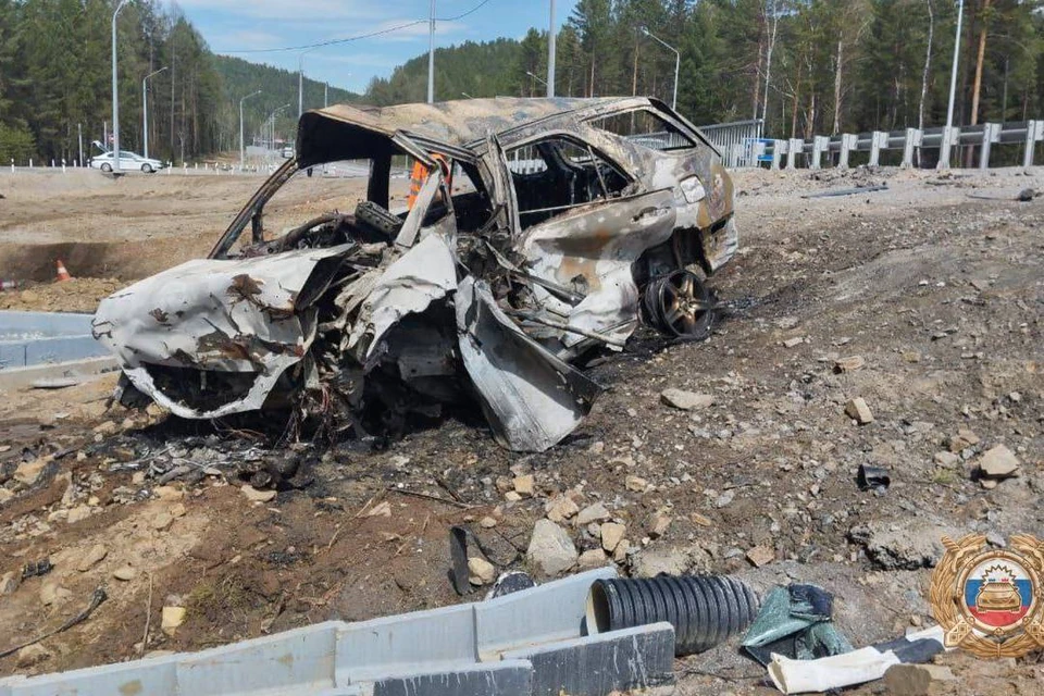 Подростка госпитализировали. В машине он находился один. Фото: Госавтоинспекция Иркутской области