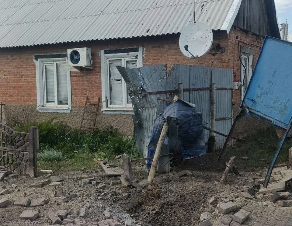 Поврежден частный дом.