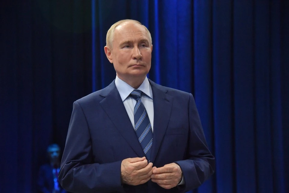 Путин поручил построить новый аэропорт на полуострове Таймыр