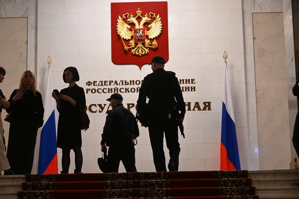 Депутат Савченко отказался от мандата раньше истечения своих полномочий.