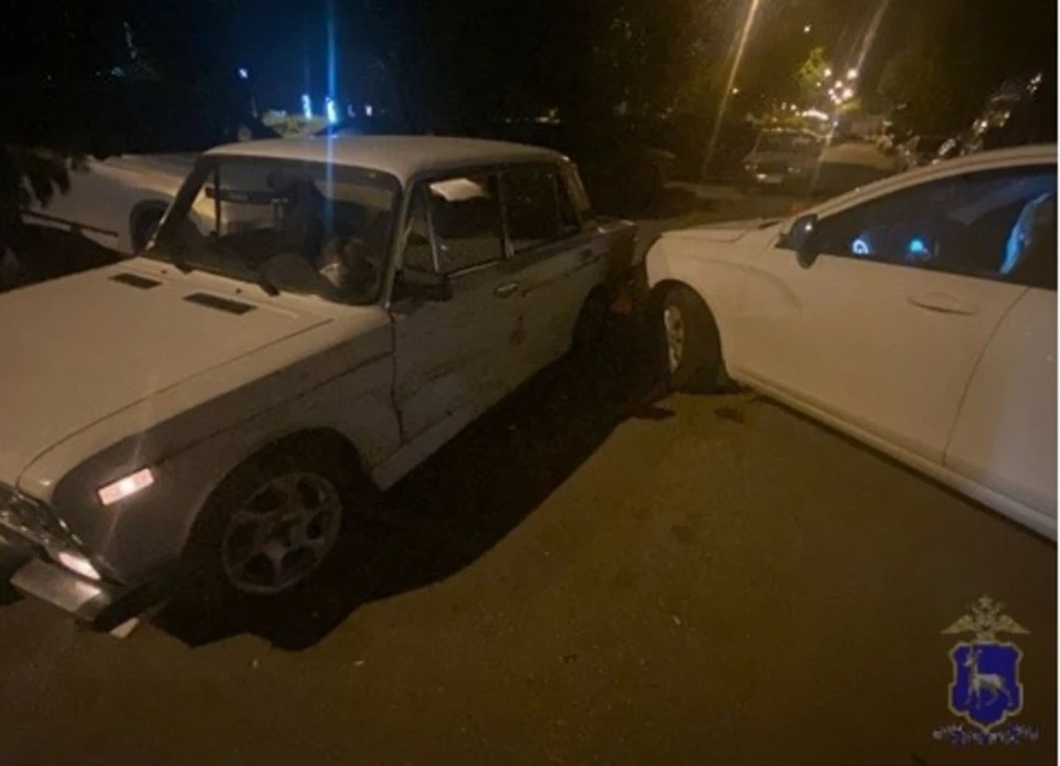 Сотрудники полиции продолжают выяснять все обстоятельства произошедшего.