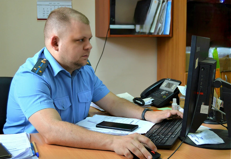 Женщину доставили в отделение и составили на нее административные протоколы. Фото: ГУ ФССП по Самарской области