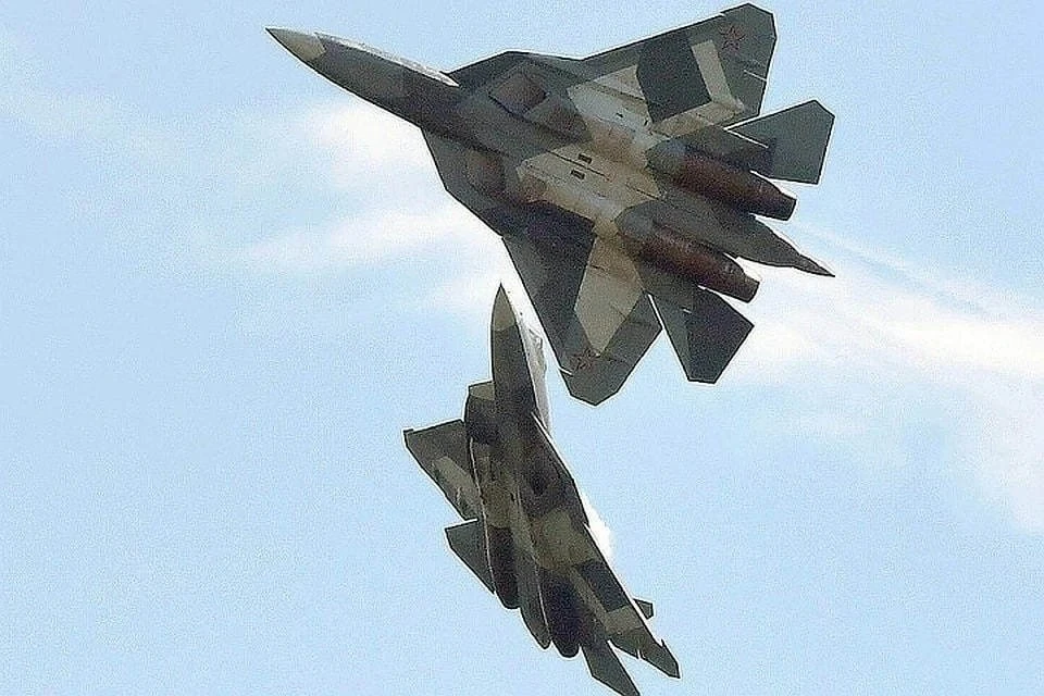 Рособоронэкспорт: в Су-57 внедрен ИИ-помощник в качестве второго пилота