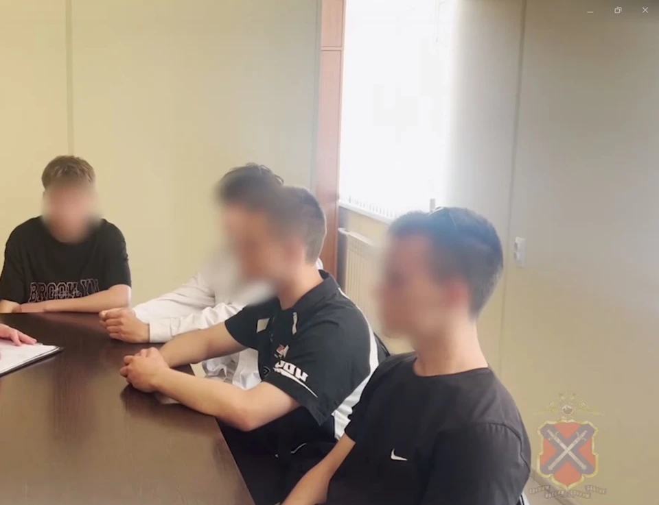 Хулиганов задержали.