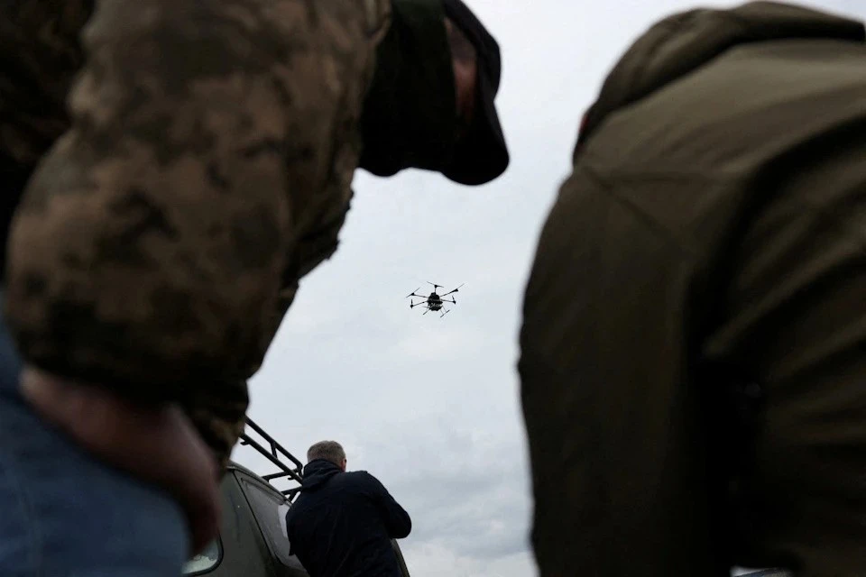 Украинский беспилотник повредил здание больницы в Курске