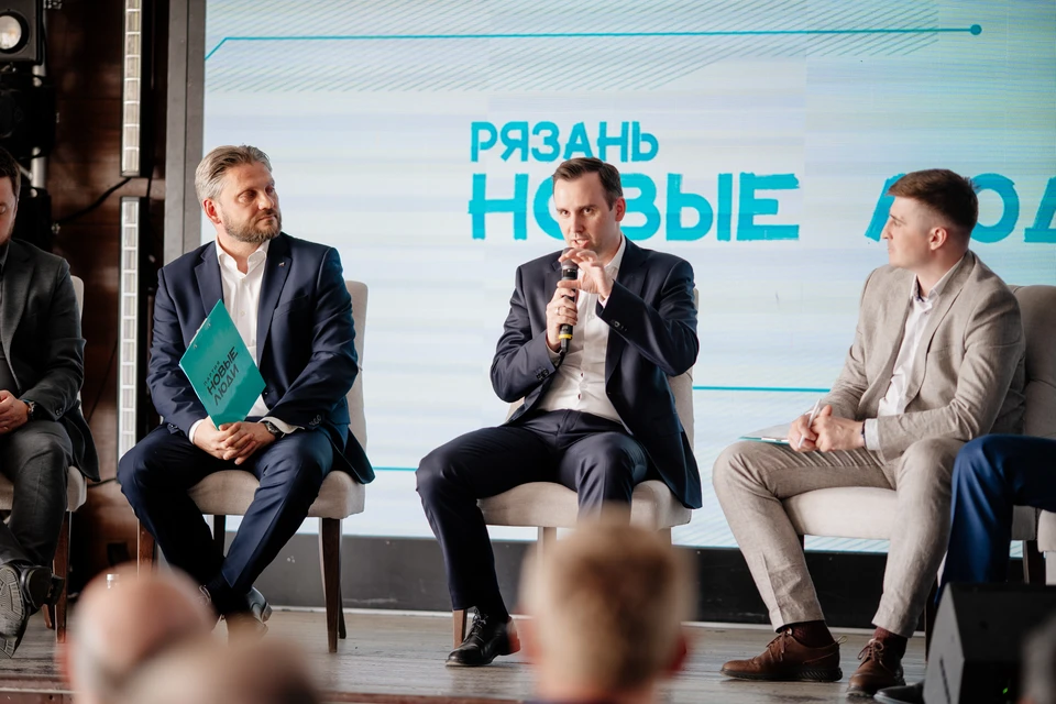 Председатель комитета Госдумы по МСП Александр Дёмин посетил Рязань с рабочим визитом.
