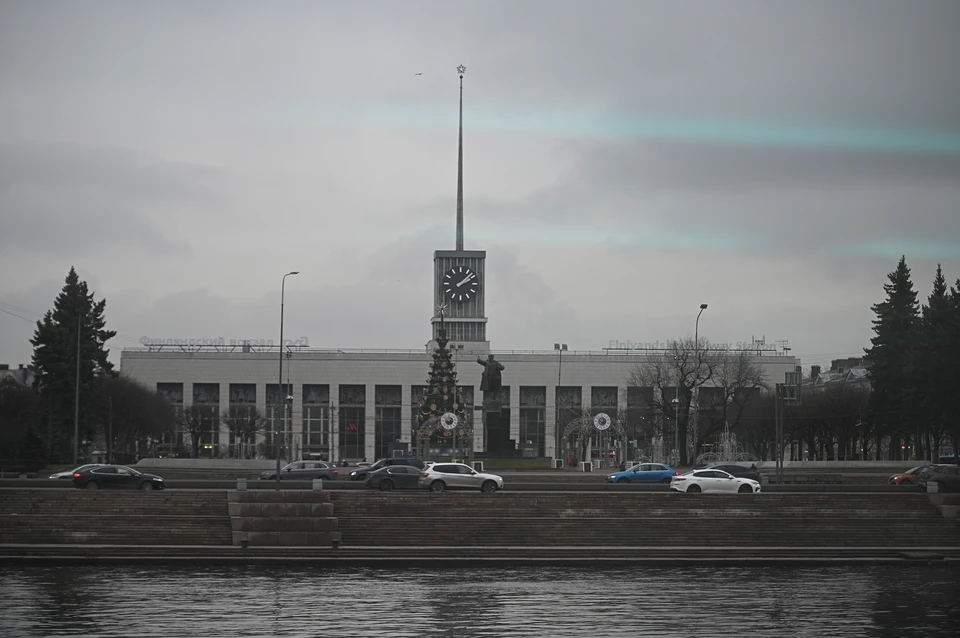 С Финляндского вокзала будут ходить больше поездов 7 и 8 июня.