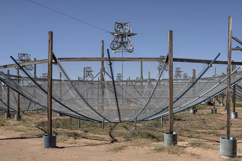 В Австралии есть радиотелескоп Australian Square Kilometre Array Pathfinder. В его названии недаром есть слово «следопыт» (pathfinder)