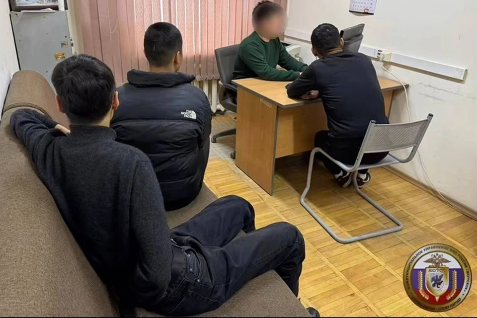 Полиция Якутска пресекла ночные гонки на мотоциклах. Фото: МУ МВД России «Якутское»