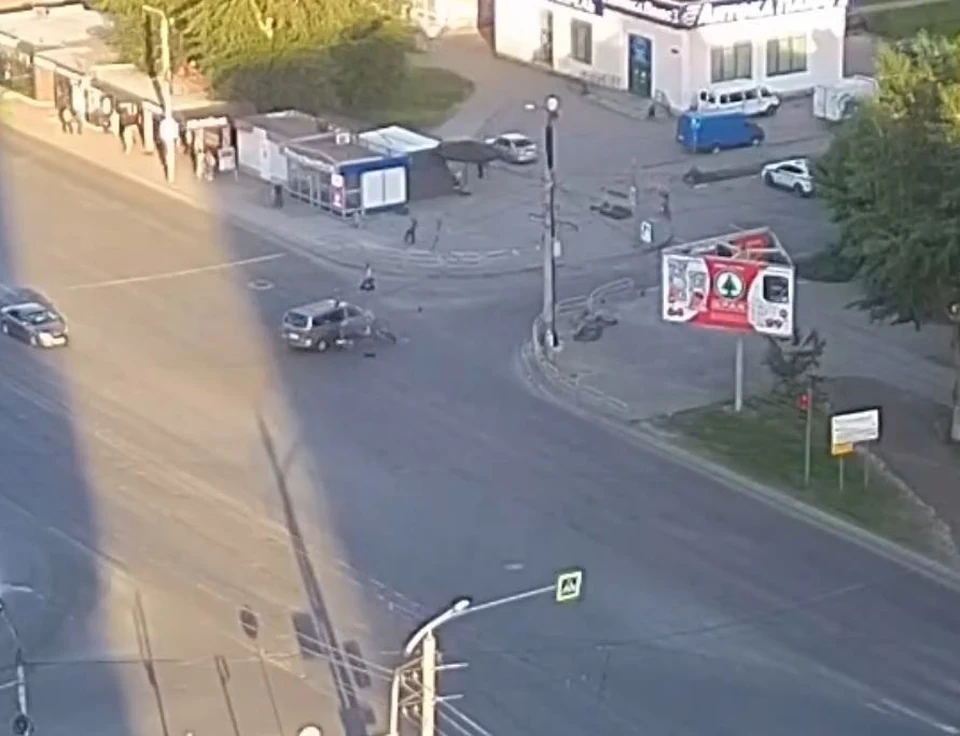 Момент ДТП попал на видео. Фото: камеры "Интерсвязи"
