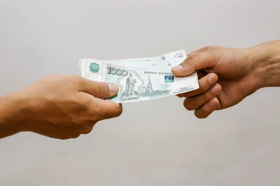 Главу ульяновского учебного заведения и преподавателя обвинили в мошенничестве