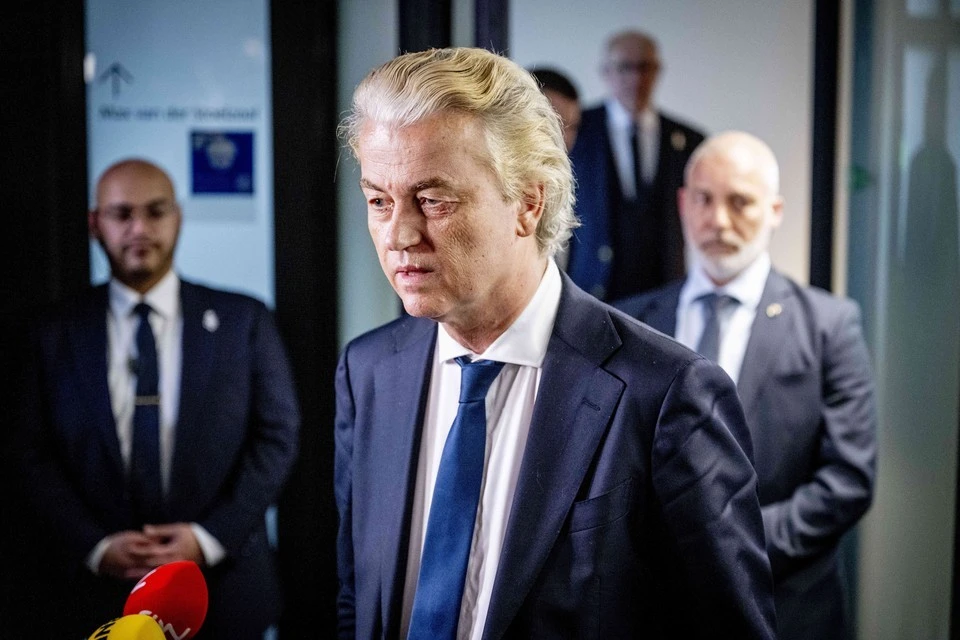 FT: Коалиционное правительство Нидерландов развалилось