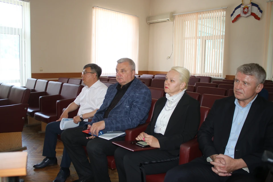 В конкурсе участвуют 4 кандидата. Фото: Феодосия. Городской портал
