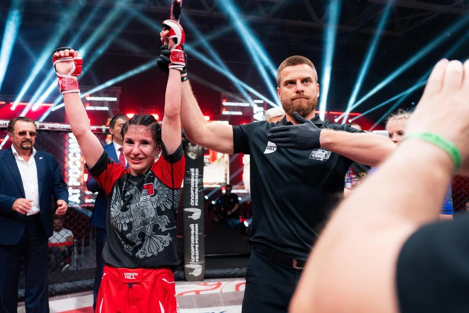 Для Ангелины Клиновой это первый чемпионский титул в карьере. Фото: mmaunion.ru