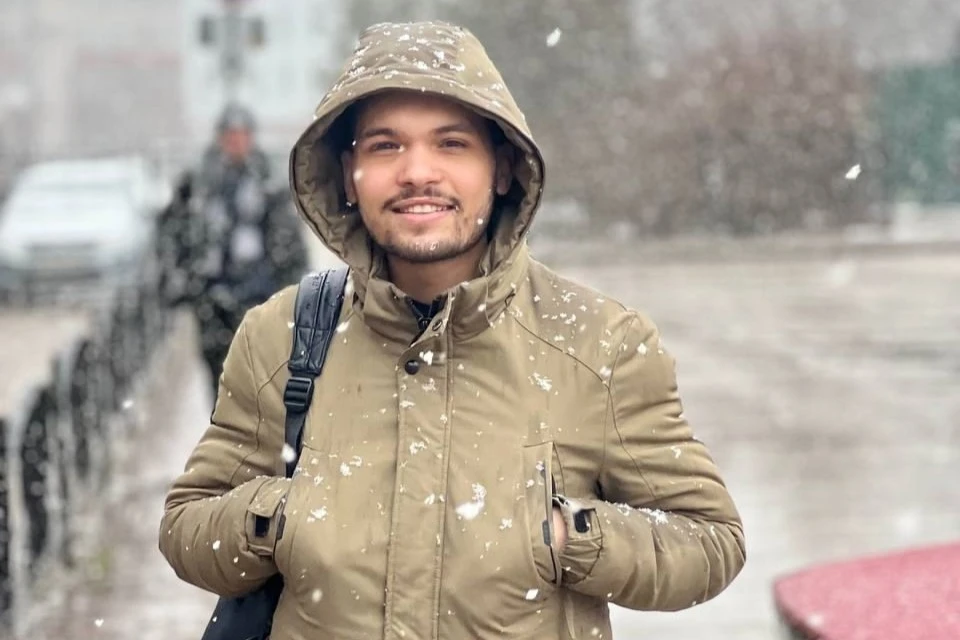 Сыктывкар встретил Омара приветливо, несмотря на холодную погоду. Фото: архив героя публикации.