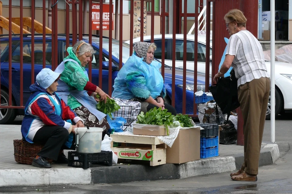 Запретить торговать у метро и вблизи культурных и образовательных учреждений хотят уже с 1 июля.