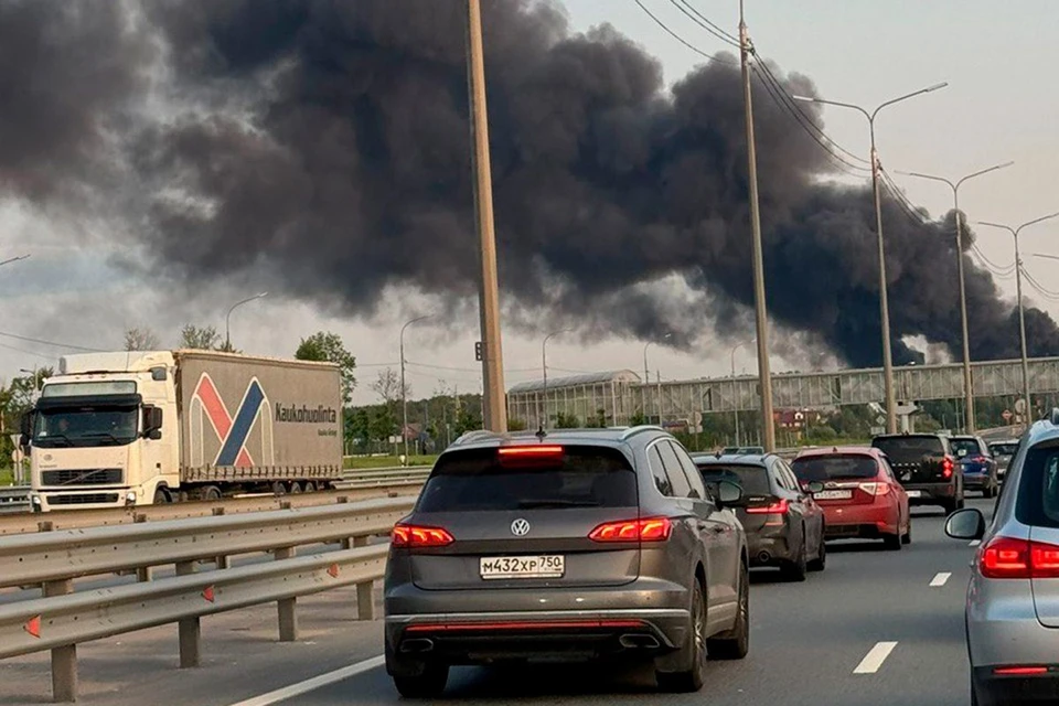 МЧС: площадь пожара в Подмосковье выросла до 21 тысячи кв. м