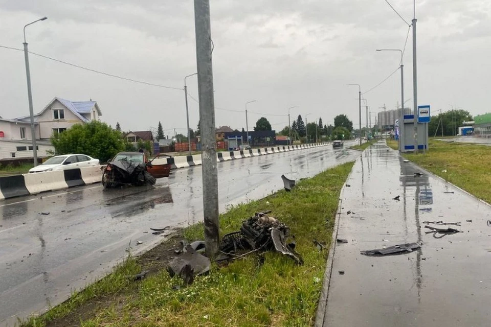 Водитель иномарки серьезно пострадал в ДТП в Новосибирске. Фото: Госавтоинспекция Новосибирской области