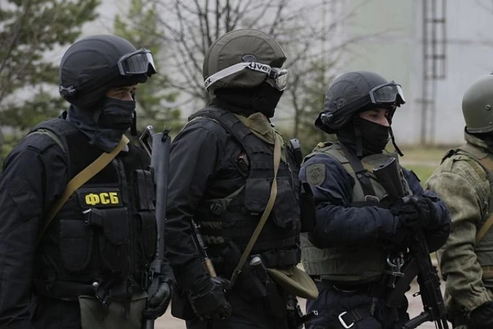 ФСБ сорвала диверсию на оборонном заводе под Москвой: задержанные пытались совершить подрыв при помощи СВУ
