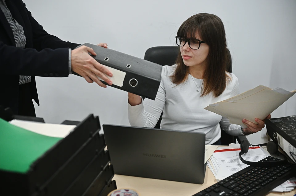 Работодатели оплачивают курильщикам почти месяц «отдыха» в году