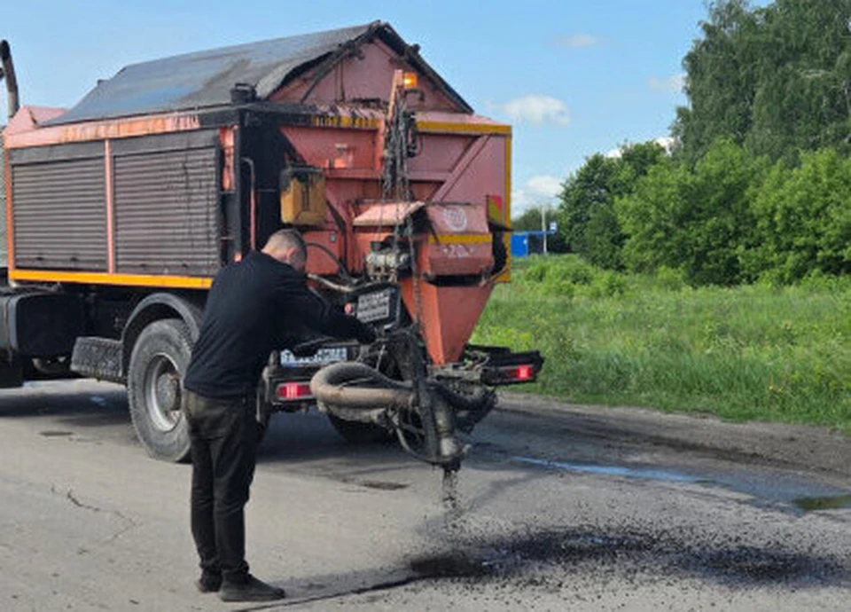 На пяти дорожных объектах ульяновские дорожники провели ремонт струйно-инъекционным методом. ФОТО: "Дорремстрой" Ульяновска