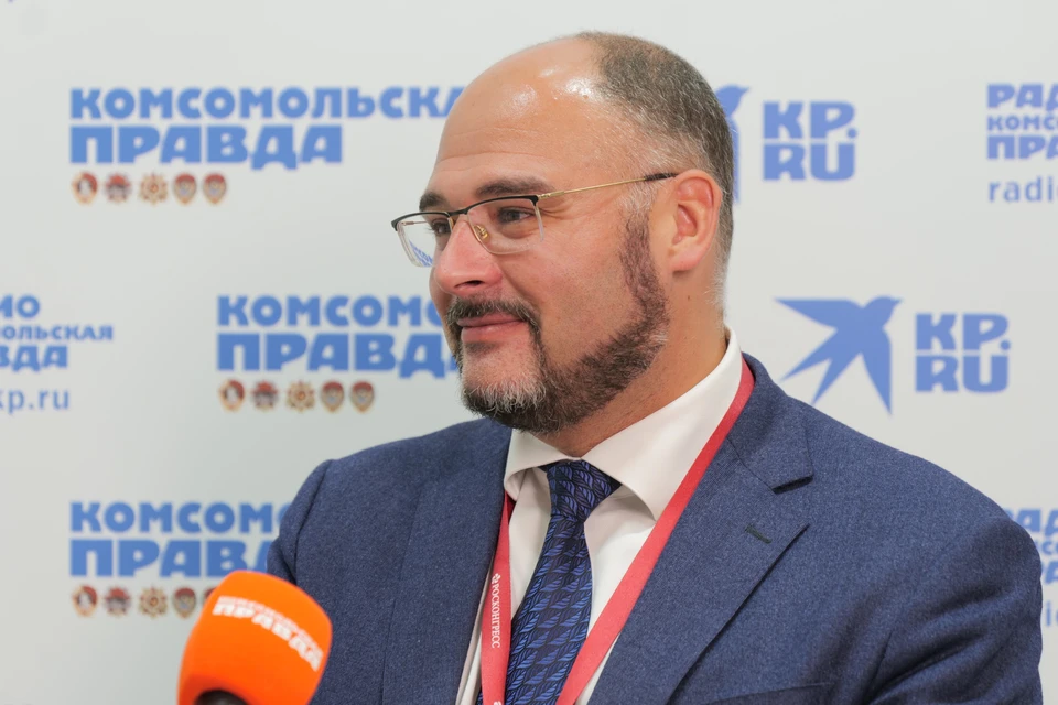 С Днем России!
