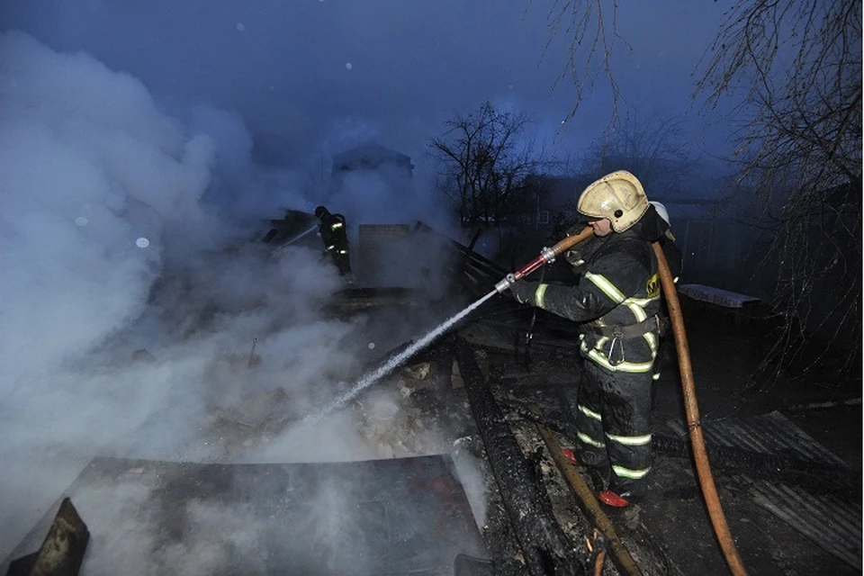 При пожаре в частном доме пострадали двое жителей Хабаровского края