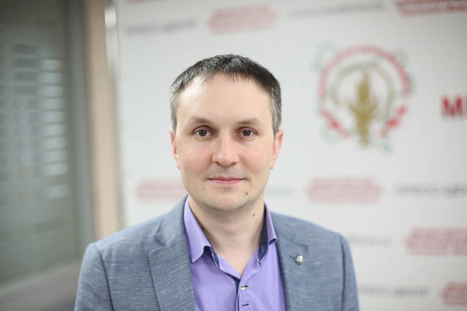 По словам врача, многие ошибочно полагают, что охлажденные алкогольные напитки, такие как вино, пиво и коктейли, могут утолить жажду. Фото: правительство Кировской области