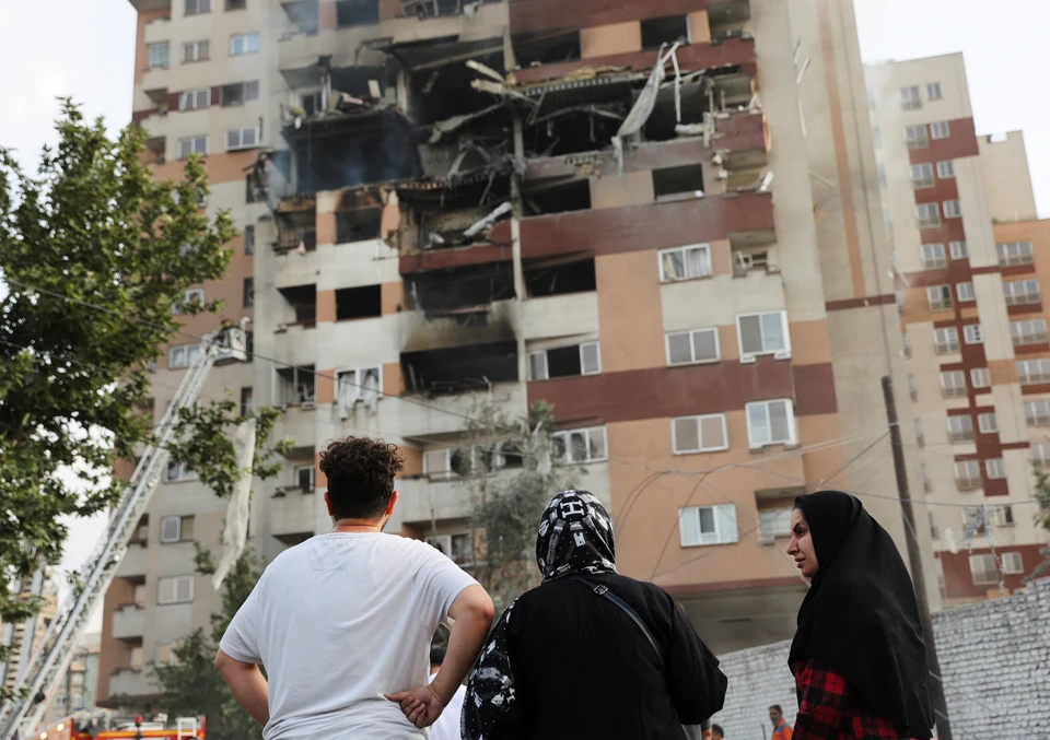 Жилой дом рухнул, погибли десятки детей: катастрофические последствия удара Израиля по Ирану