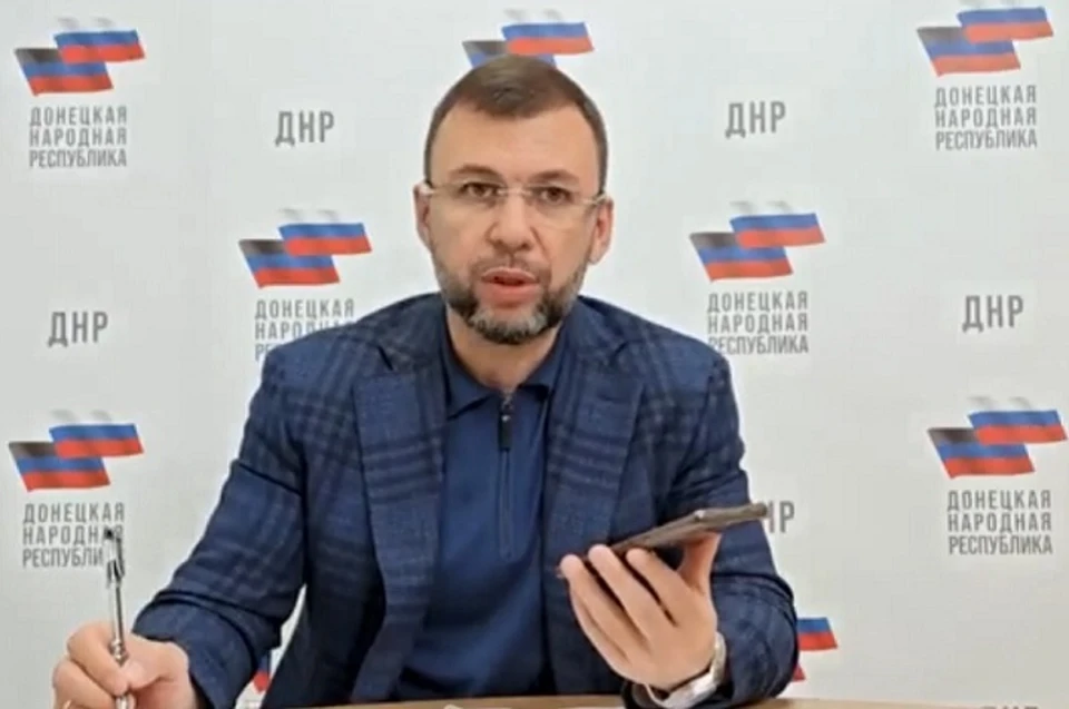Глава ДНР Денис Пушилин совершил ряд телефонных звонков по ранее поступившим обращениям. Фото: ТГ/Пушилин