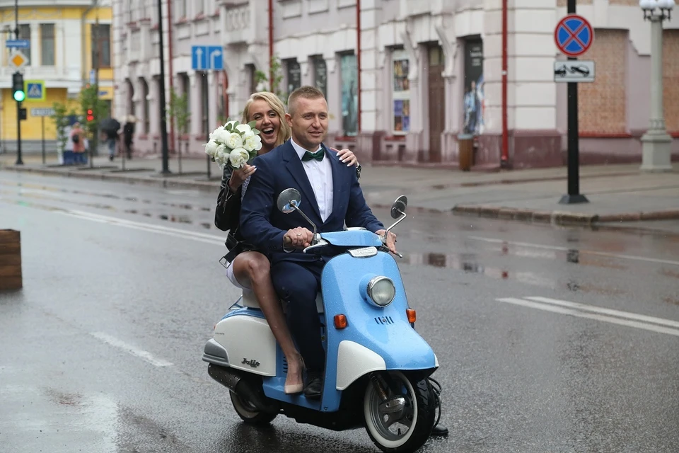 В крае пары уже могут подавать заявления на регистрацию брака в День России-2026