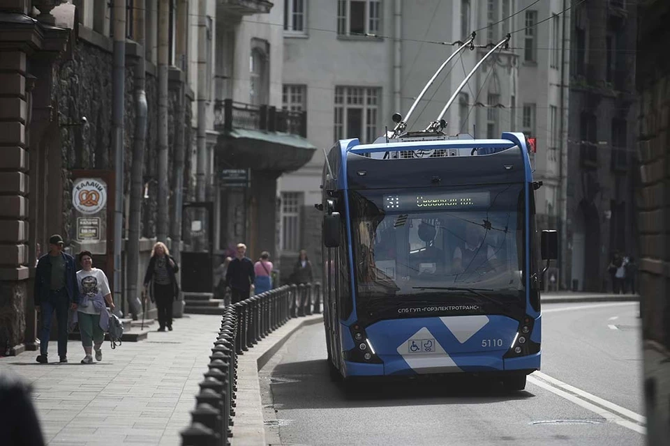Автобусы, трамваи и троллейбусы оборудуют специальными терминалами.