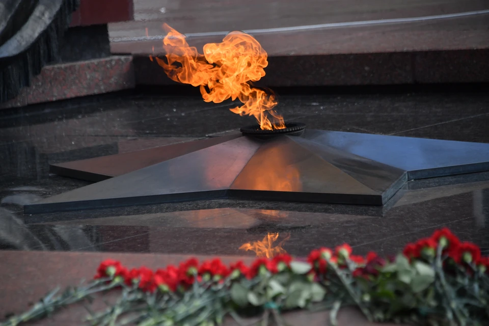 У Вечного огня жители и гости города вспомнят о героях, павших на полях сражений Великой Отечественной войны.