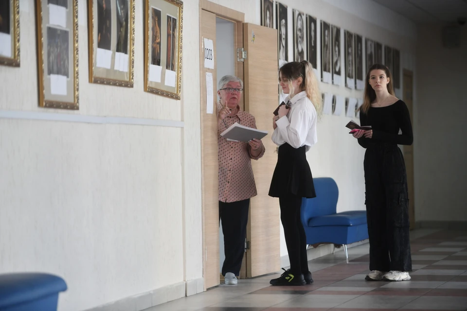 В российских школах продолжается экзаменационная кампания.