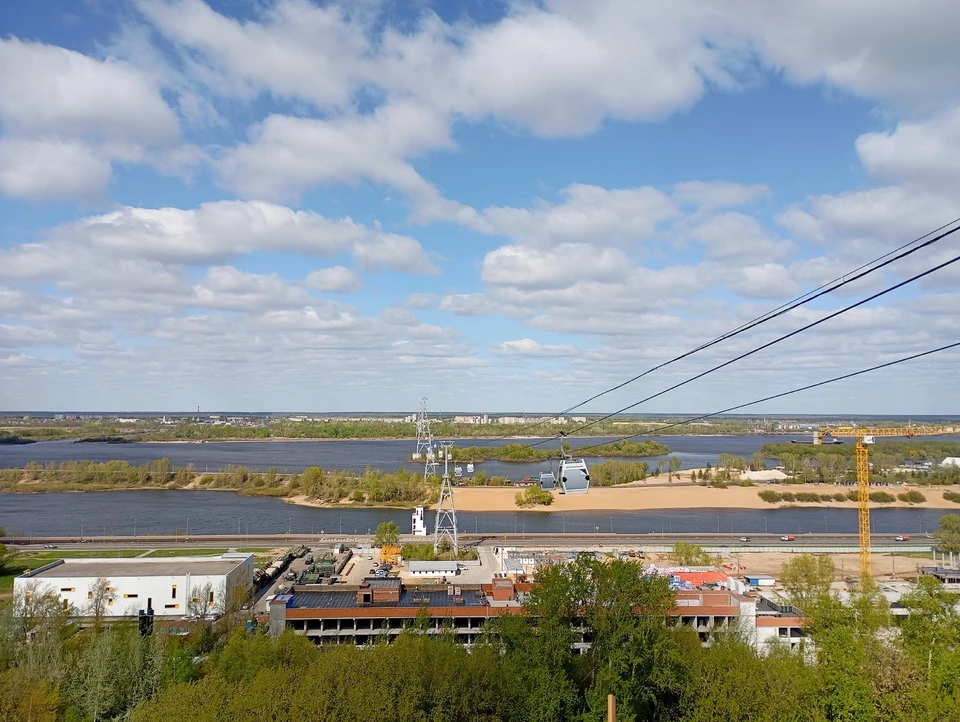В администрации нижегородской канатной дороги ответили на ЧП с открытой дверью.