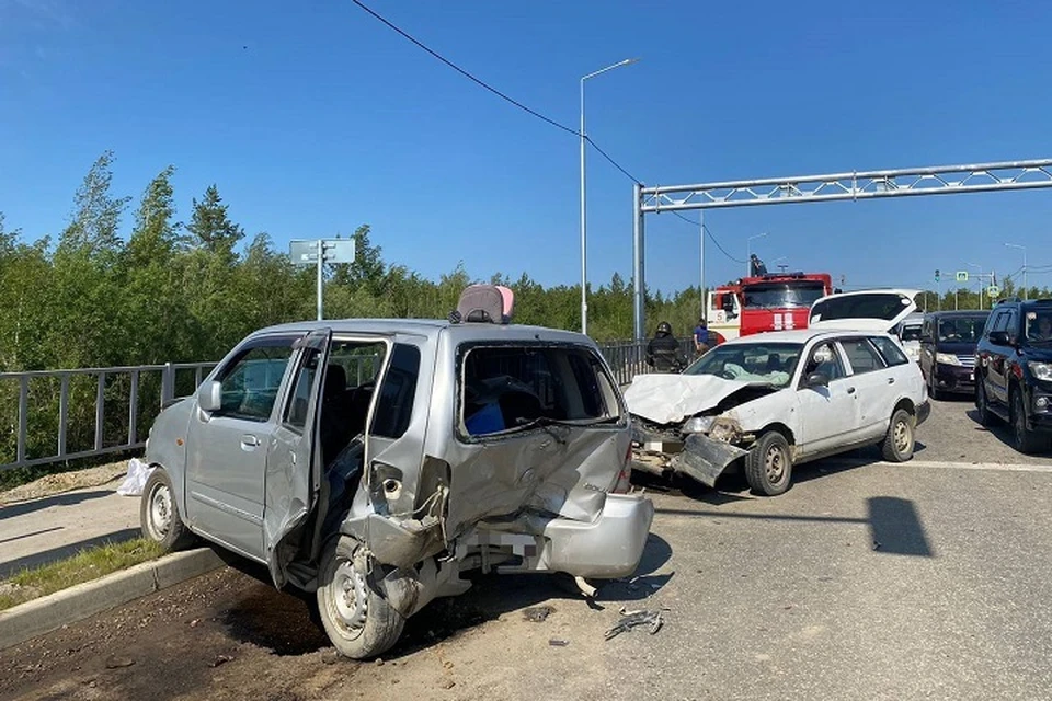 В ДТП в Якутске пострадали шесть человек. Фото: Госавтоинспекция Якутска