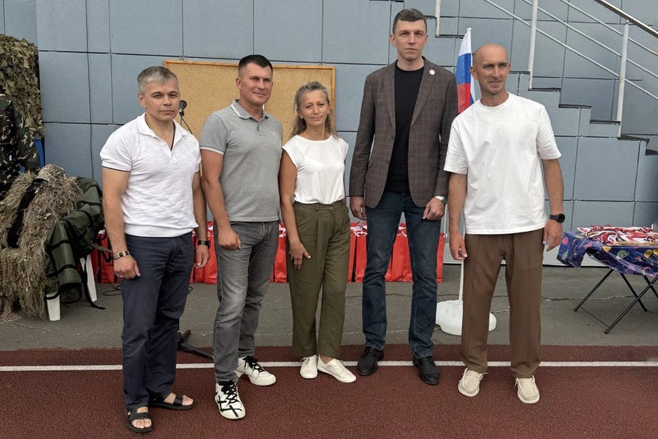 Турнир - это не просто спортивное мероприятие, считают организаторы и депутаты, это - воспитание патриотизма. Фото: Виктория ПЕРЯЗЕВА
