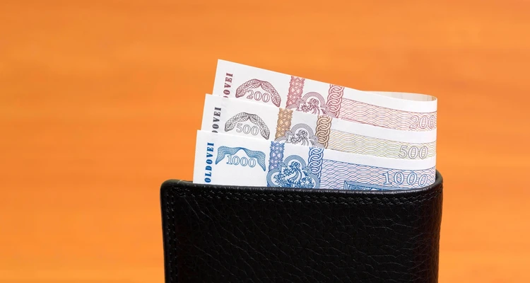 Как перевести деньги из России в Молдову в 2025 году: все способы