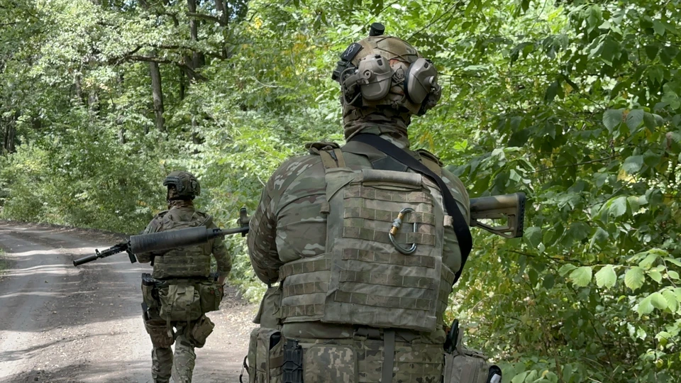 Боец Димон: Российские военные в Ялте в ДНР в ножевом бою уничтожили наемников
