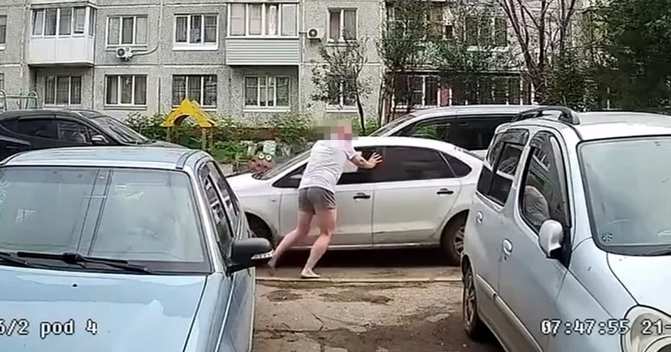Фото: скриншот с видео телеграм-канала «Омская полиция»