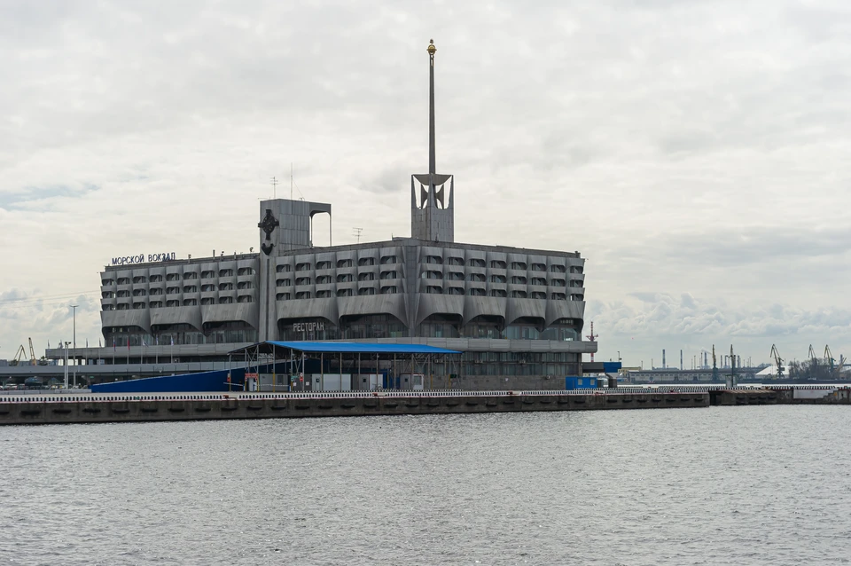 После смены главы "Морского фасада" пошли разговоры о реконструкции "Морского вокзала".